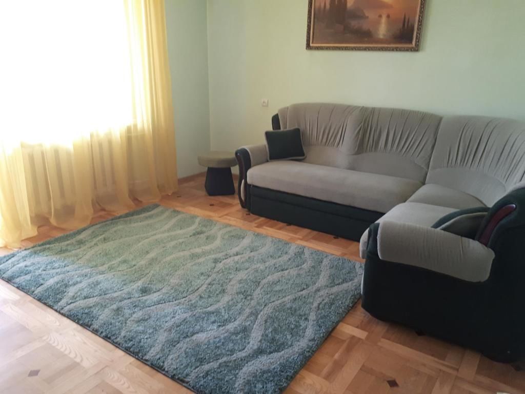 Апартаменты Apartment on Suhomlinskogo 4 Луцк